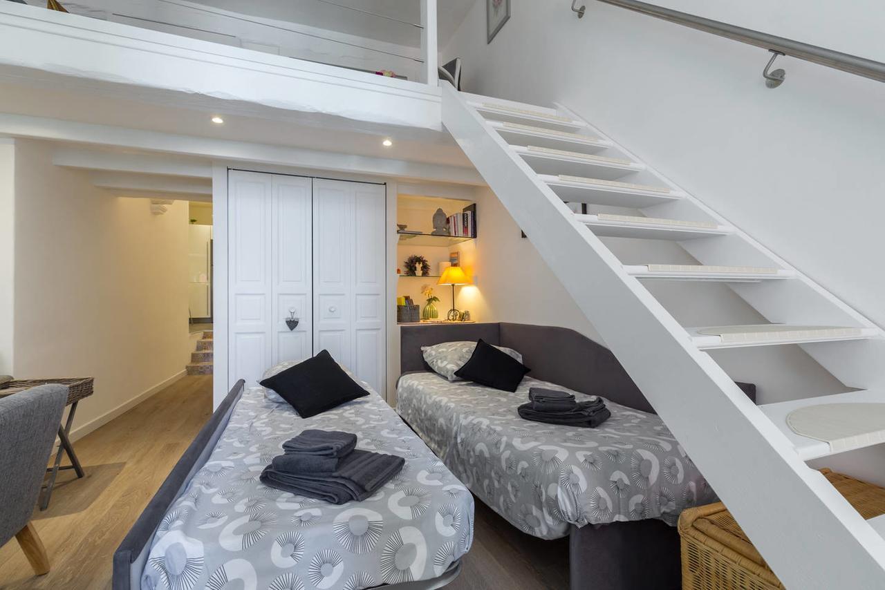 Apartment Barillerie - Loft Moderne, Face Mer, Vieux-nice.